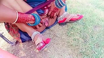 Desi Bhabhi RadhaDevi Pissing in Field Outdoor Hindi Webcam Masturbation