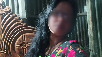 Bangladeshi Woman Masturbates Herself 19