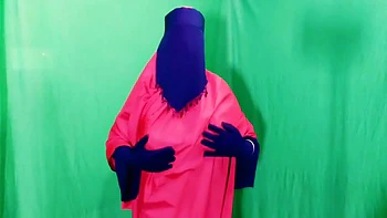 Sexy Hot Housewife Spending The Night With The House Servant And Having Sex