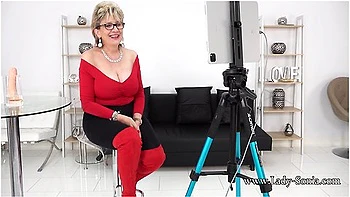 Lady Sonias Busty Bimbo Milf Tit Wank Joi