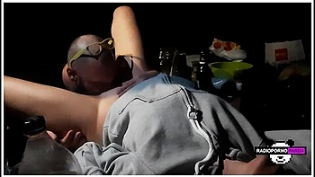 Pandavlog: Grigliata Tra Amici Finisce In Un Threesome