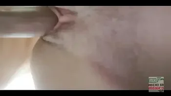 La hermanita vio el video y no se pudo quedar atras, así que hizo el suyo. Benditas familias dañadas.