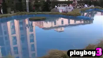 Naked blonde model Sara Jean Underwood shows shaved pussy and enjoyed photo session