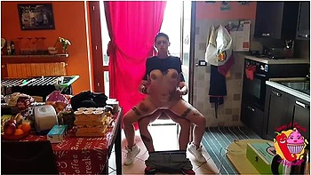 Lady Muffin And Tommy A Canaglia In After Shopping, He Puts Her On Sheep