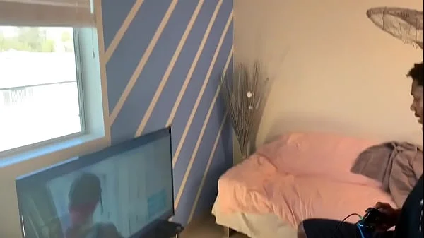 Stretch and Carmela Clutch Fortnite Chronicles part one