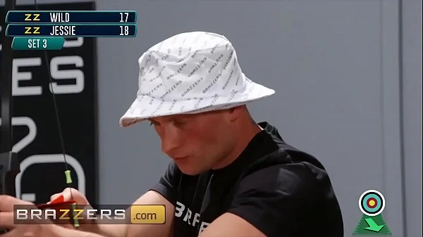 Big Tits (Sarah Jessie) Getting Her Pussy Ripped By (Zac Wild) - Brazzers