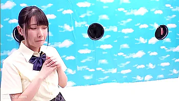 241221ちんちん当てるゲームが人気c4