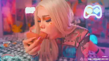 I Can Be Your Little Cosplayer!