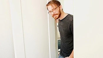 Alluring Ebony Coquette Naomi Foxxx Horny