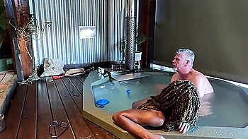 Sexcation - Ebony Milf Gets Her Ass Eaten And Pussy Fingered In A Hot Tub