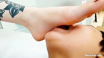 Berndinha, Patricia Ddias - Eat My Foot