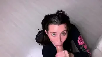 BIG TIT TEEN LOVES SUCKING COCK