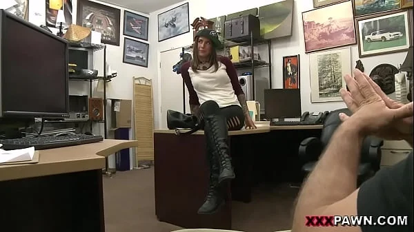 XXX PAWN - Felicity Feline Sure Is Fine, And Desperate For Cash Money. That's A Good Combination!
