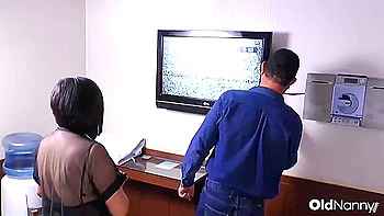 Horny Latin Granny Andrea Seduces The Cable Guy