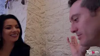 Romanian beauty Shalina Devine really into hard fucking sodomy