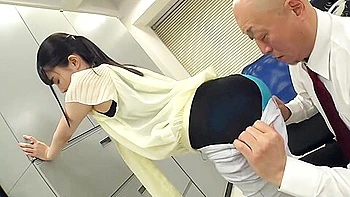 [huntb-377] Is That Protruding Ass On Purpose? A Female Employee Has A Tight Pants And A Bare Ass With A Panty Line! I Cant Do My Job Because Im So Curious! Scene 4