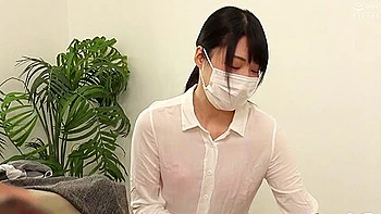 01B0223-The housekeeper who came to clean the room has a vibrator screwed into her throat