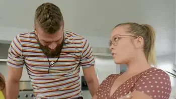 She Likes Her Cock In The Kitchen / Brazzers scene from zzfull.com/HC