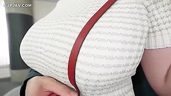 K-cup Huge Breasts That Cant Be Hidden Even With Clothes, 4 Different Tit-fuck Situations Momoka Kagura