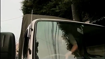 VYU587-WGUJWXERIF518049071