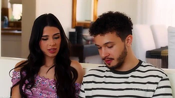 Kylie Rocket Gives Deepthroating a Try