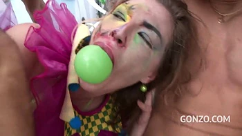Ella Nova 10on1 Clown GangBang!?!? SZ1620