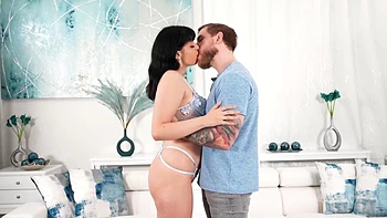 I Fuck A Curvy Slut And Then Give Her Tight Pussy A Creampie - Steve Rickz And Leda Lotharia