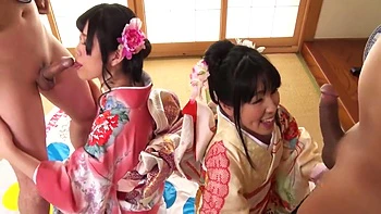 Caribbean : New Years Furisode Beauty 4 Colors Harrow Game! Dirty Juice Covered Nako Sudo Kaho Morisaki