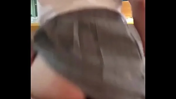 ALUMNA de Mexico COGIENDO a SENTONES Con su PROFESOR, Se LEVANTA la FALDA y Saca un HERMOSO CULITO VIRGEN ! ESTUDIANTE Mexicana le PIDE AYUDA a su PROFE para Sacar BUENAS CALIFICACIONES a Cambio de FOLLAR y DEJARSE GRABAR !