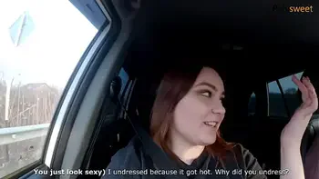 Сладкий минет за рулем много кончил на сиськи!