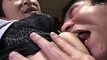 050-youth-with-areare-aad