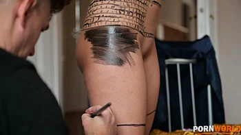 Busty Body Painted Babe Kira Queen Takes A Pounding From BBC Boxing Trainer GP2485