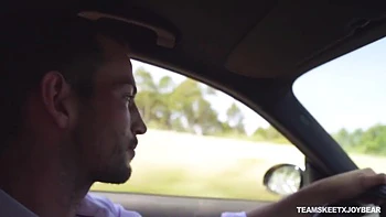 He Takes For A Walk To Fuck Her In The Open Air - Julia De Lucia