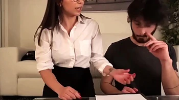 lilix la prof de français devergonde son eleve