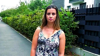 Georgia, 28 years old, the pleasure of giving and receiving! - Jacquie et Michel TV