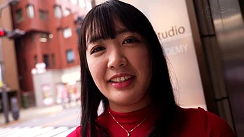 【極上J乳パイズリ】おっとり天然系爆乳JDはこう見えて肉食系ドすけべちゃん！豊満なおっぱいでチ●コ丸呑みパイズリご奉仕&お口でずっぽりストロークフェラ！