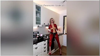 Latexmama And Her New Mr.lover Toys