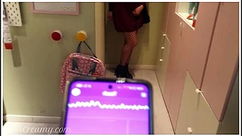 Public Remote Vibrator In The Mall I Control The Teachers Pussy With A Lovense Lush 4k - Msscreamy