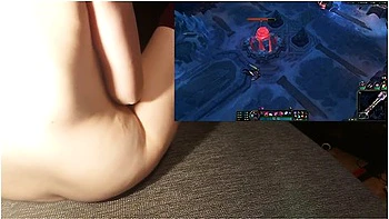 I Cant Concentrate On The Game