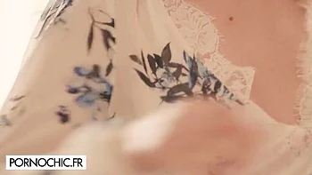 Blonde and Brunette Lesbians Scissoring and Pussy Licking in HD