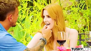 Amazingly Hot Beauty Red Oral Sex Scarlett Explores Her Anal Fan