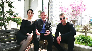 Yoko, secretary in Tokyo, sends her application without shyness! - Jacquie et Michel TV