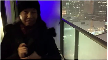 Princess Suki Rose Masturbates Outside In The Snow