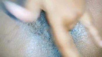 Sri Lankan Pussy Fingering
