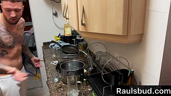 Jovencita Latina Recibe Una Dolorosa Doble Penetracion De Rauls Bud Y Brady Bud