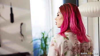 Tattooed Babe Deepthroats Mick Blues Thick Cock