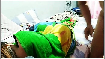 Kinantot Si Teacher At Pinutukan Sa Loob