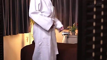 136-wguuhy-ouhsgy-poo-art