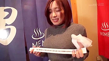 Amateur Milf Doing A Blowjob Ending In A Facial