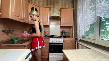 Creampie In The Kitchen - Vasya Sylvia & Marc L Green